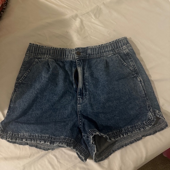American Eagle Outfitters Blue Jean Shorts - Picture 1 of 4